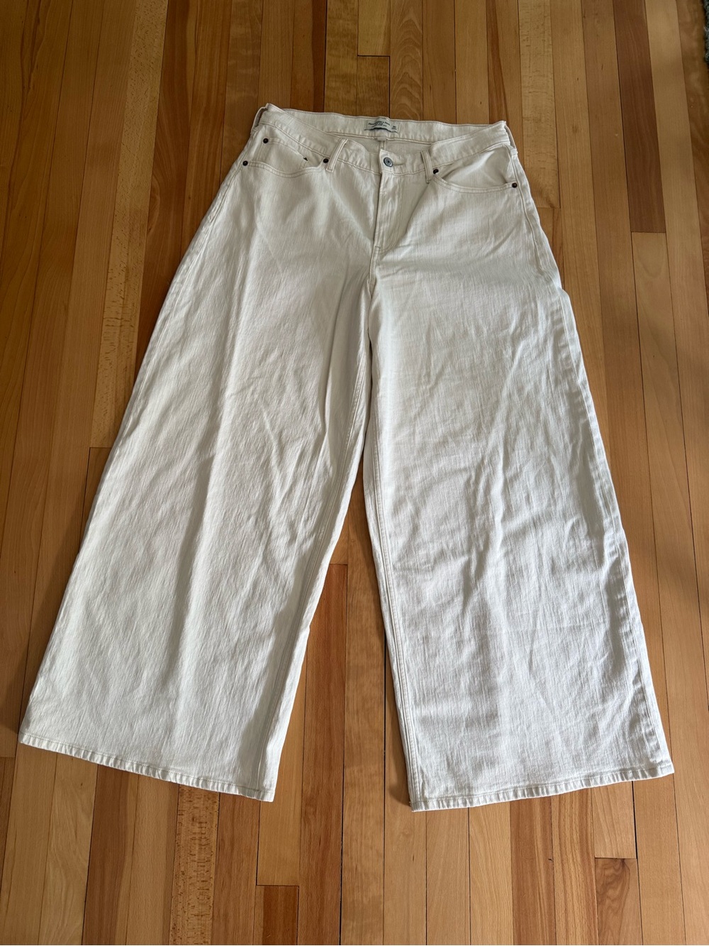 Abercrombie Curve Love Ultra Wide-Leg
